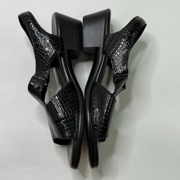 SAS Womens Suntimer Sandals Sz 9 M Black Crocodile Print Leather Hook/Loop USA - Picture 7 of 10
